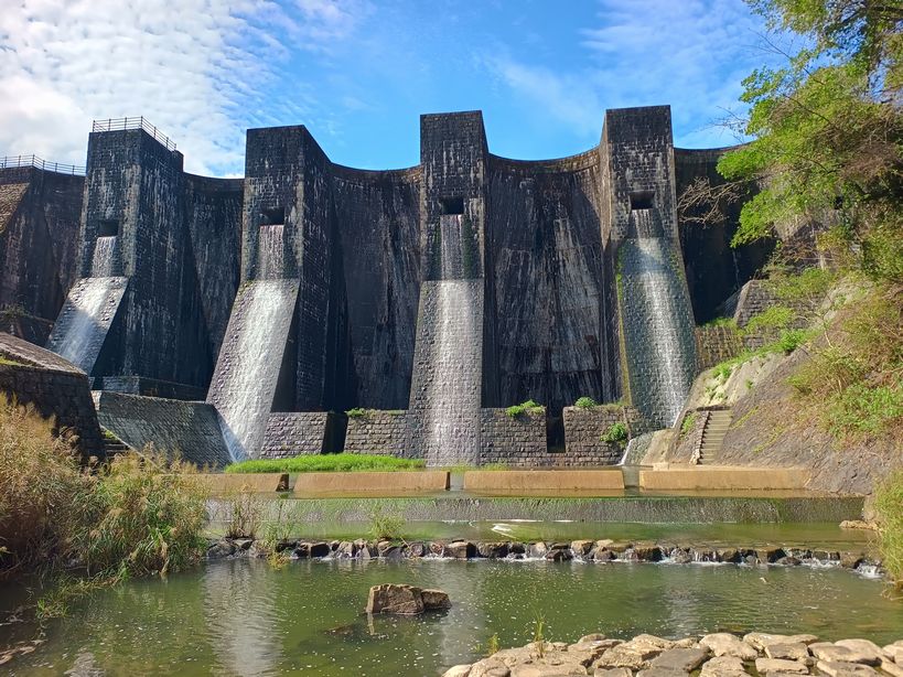 豊稔池堰堤2